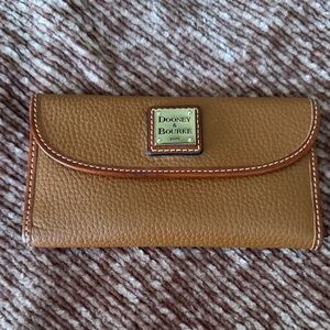 Dooney & Bourke Tan Leather Wallet